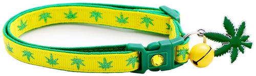 Marijuana Leaves Breakaway Cat Collar