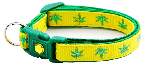 Marijuana Leaves Breakaway Cat Collar